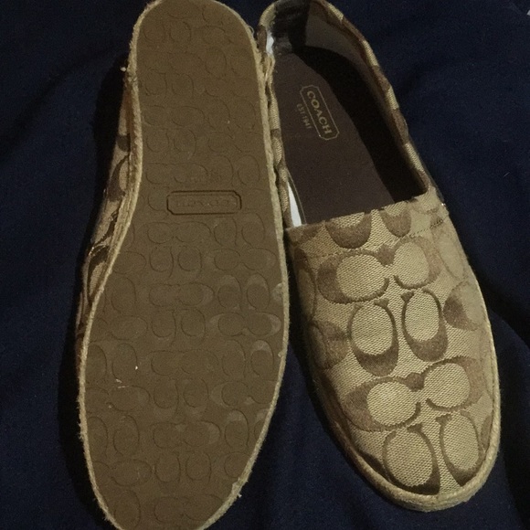 Shoes - Picture 2 of 2